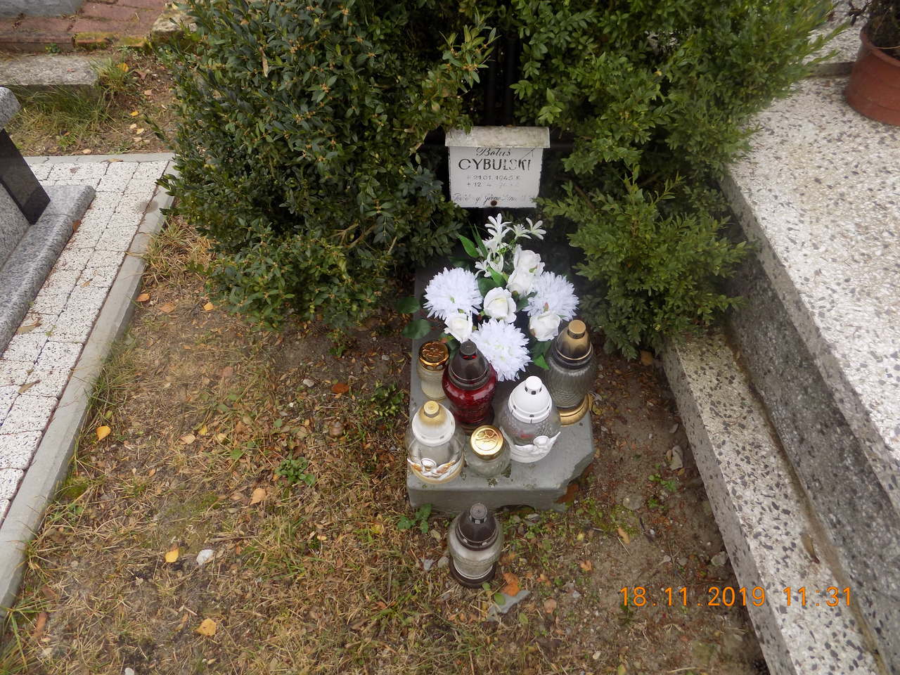 Grób Boluś Cybulski