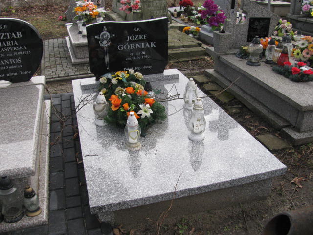 Grób Józef Górniak
