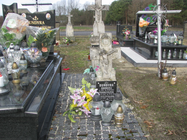 Grób Andrzej Bundyra